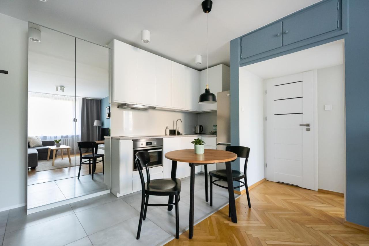 Nowogrodzka Grey Apartment Варшава Екстер'єр фото