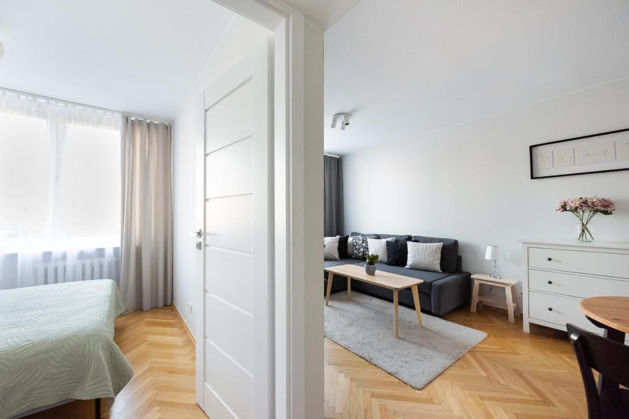 Nowogrodzka Grey Apartment Варшава Екстер'єр фото