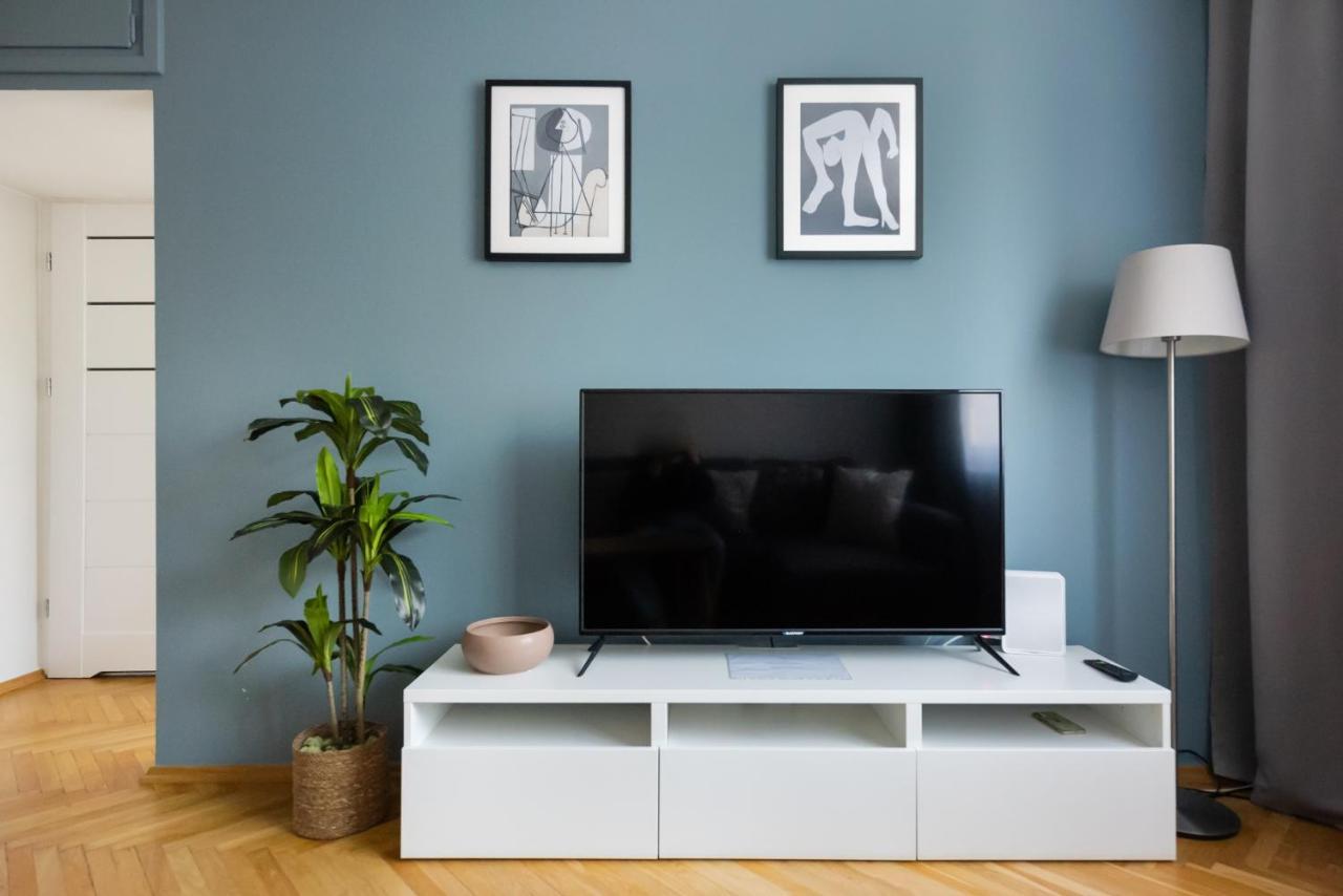 Nowogrodzka Grey Apartment Варшава Екстер'єр фото
